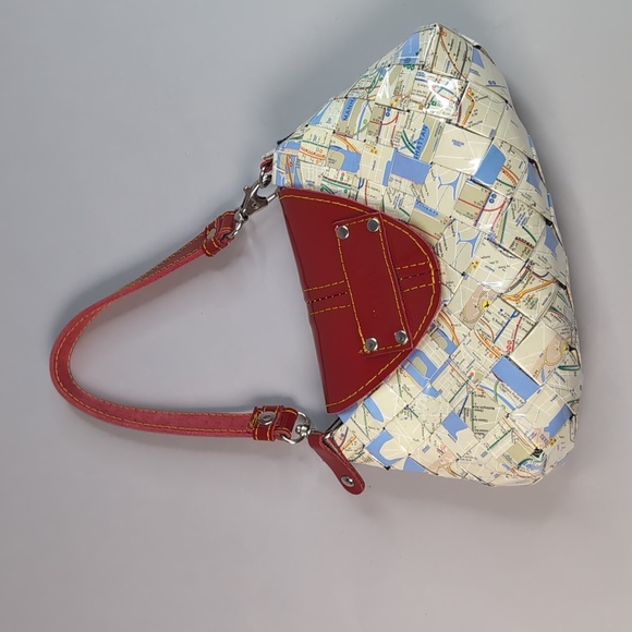 Nagui Ollin Arm Candy New York City Map Purse - Picture 2 of 12